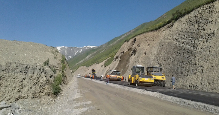 Kyrgyzstan refuses services of foreign road builders