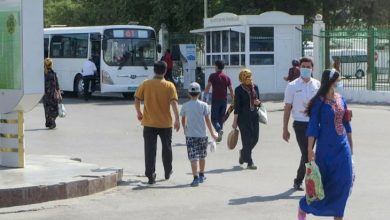 Photo of Turkmen citizens urged not to complain of economic hardships