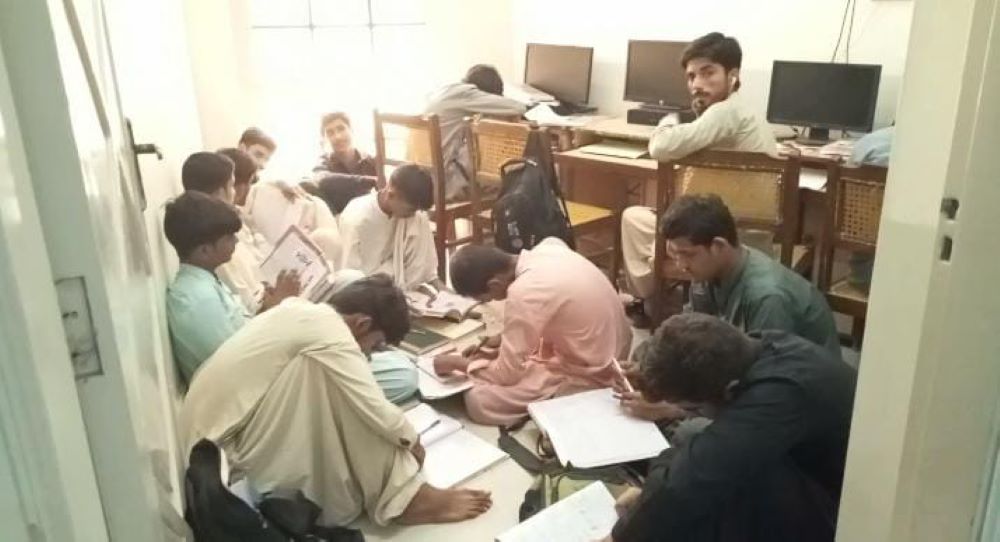 Allama-Kazi-Library-Dadu-Sindh-Courier-6