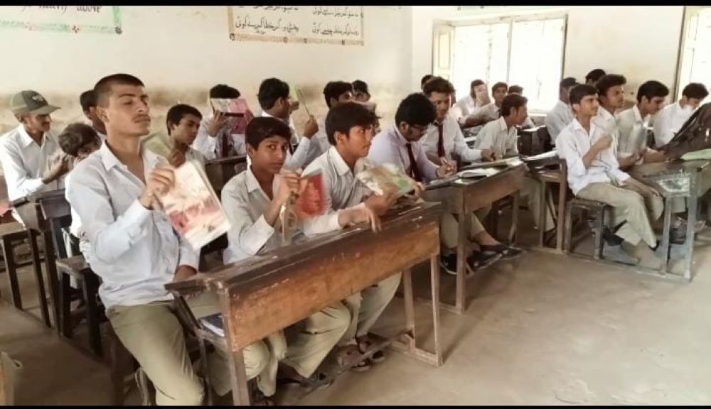Dadu-School-Sindh-Courier-4