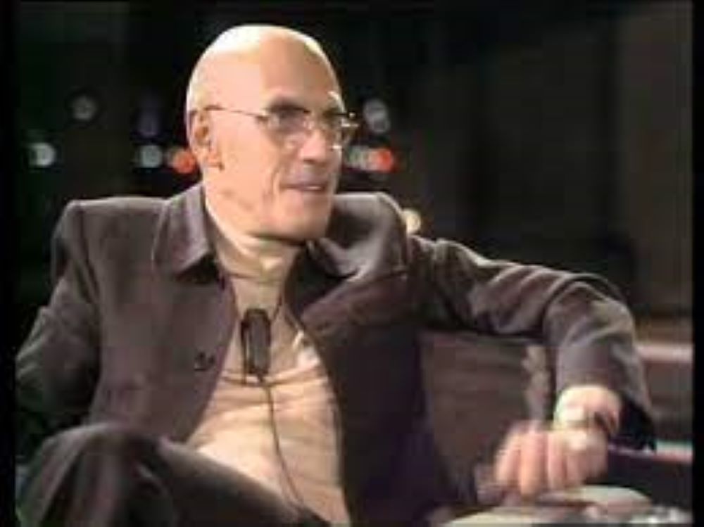 Foucault- Pulse Media