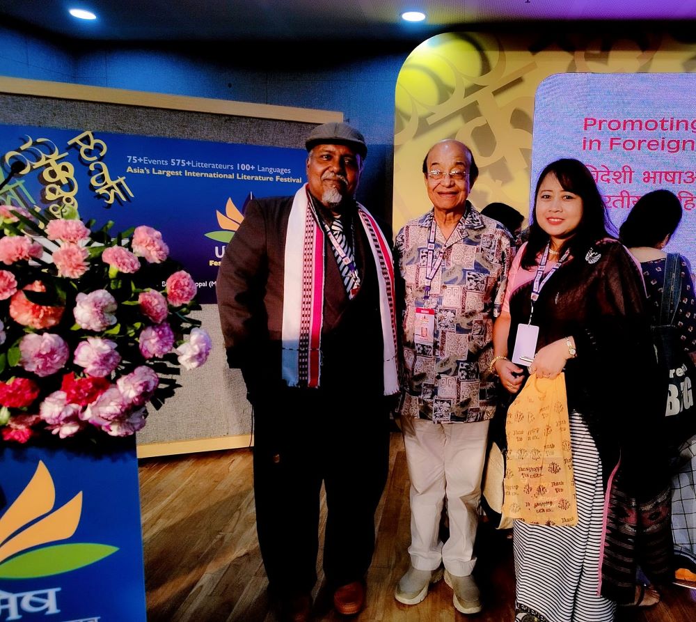 with poets from Nepal and maldives - Sindh Courier