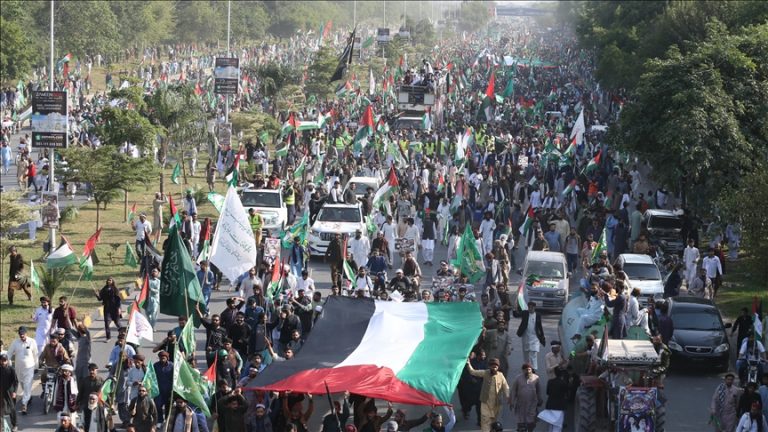 Thousands of people join anti-Israel rallies in Karachi