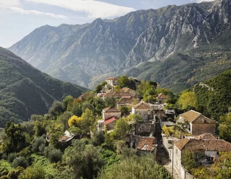 An Albanian Village - Albanopedia