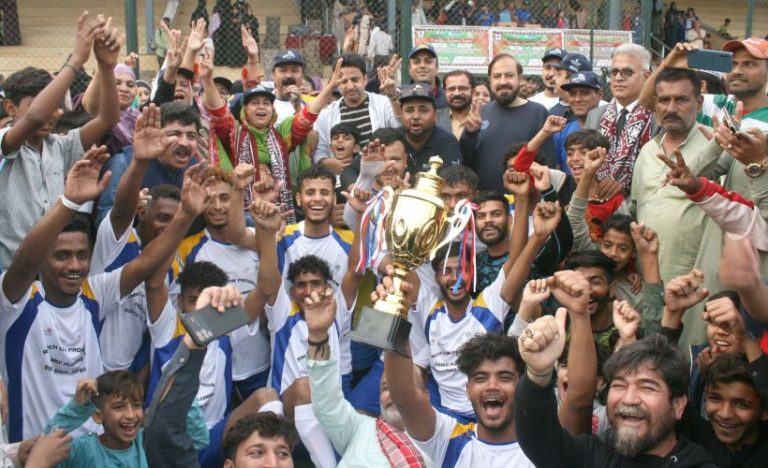 Football-Match-Lyari-Sindh Courier