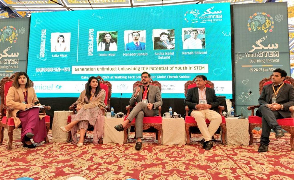 STEM-Learning-Festival-Sukkur-Sindh Courier-2