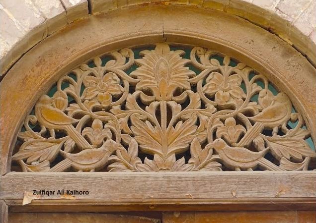floral-and-bird-carvings-on-a-window-of-a-haveli-shikarpur-1704520465-8574