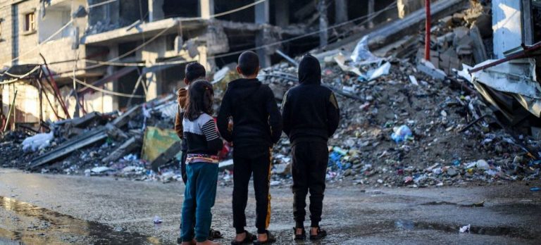 Gaza: 23 million tons of debris will take years to clear