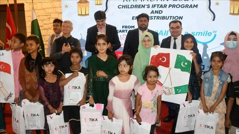 Turkish aid agency distributes Eid gifts among orphans, special children in Sindh’s Karachi city