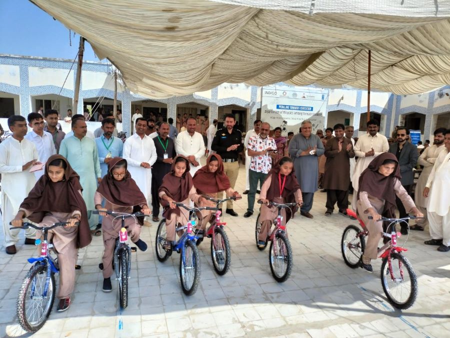 Pedaling-Education-Thar-Sindh Courier-4