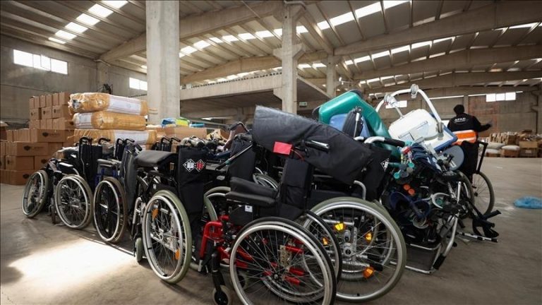 Türkiye delivers electric wheelchairs to disabled people in Karachi