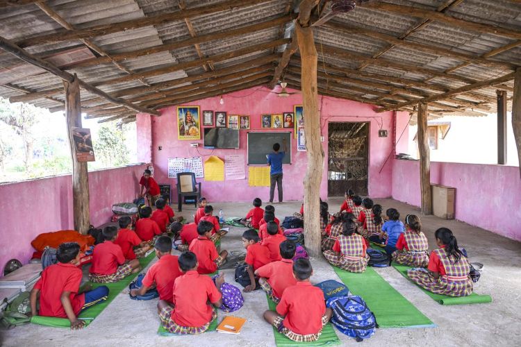 Mahatma Jyotirao Phule- School-Sindh Courier-2