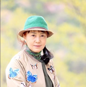Yeon Myung-ji-Korea-Sindh Courier