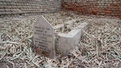 Moro-British Officer-Grave-Sindh Courier