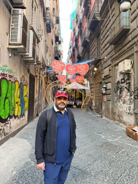 Naples 5-Sindh Courier