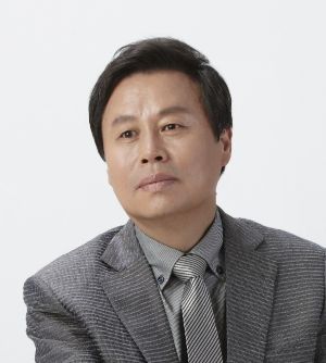 Do Jongwhan - Korea- Sindh Courier