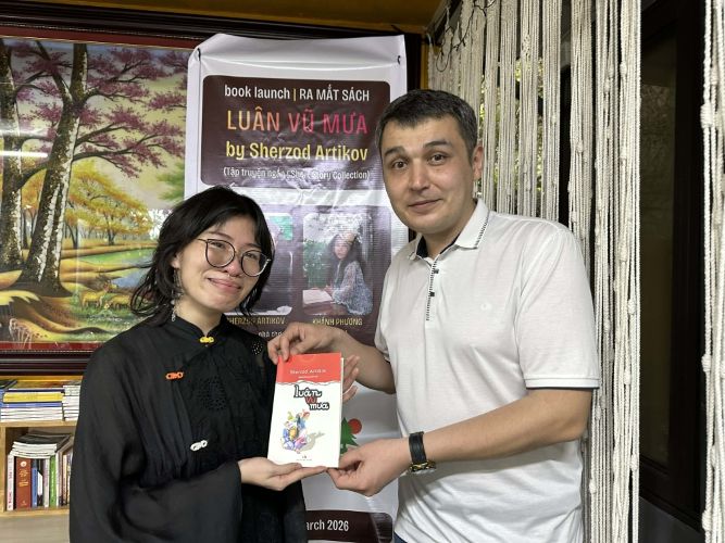 Sherzod-Uzbek-Sindh Courier-1