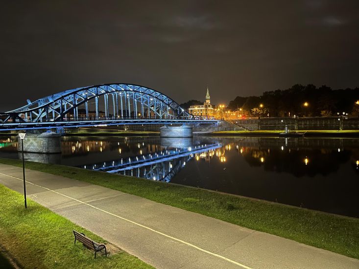 Krakow night time 7-Sindh Courier