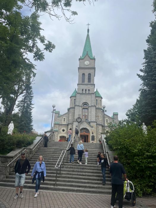 Zakopane 11-Sindh Courier