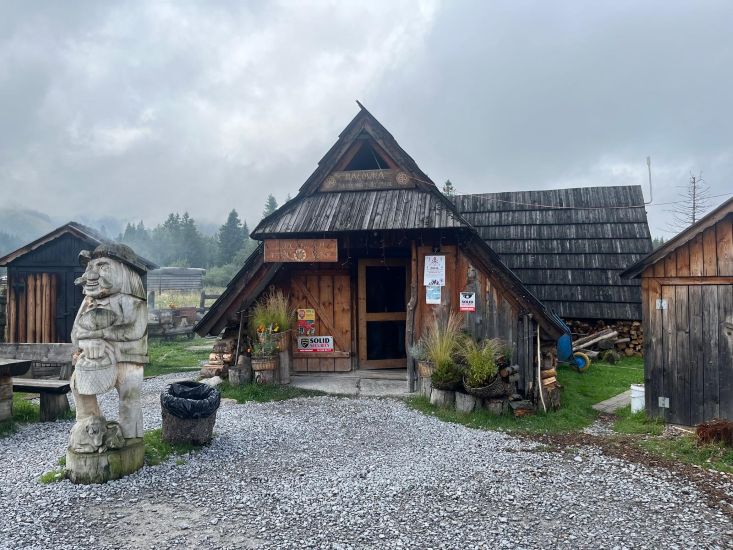 Zakopane 12-Sindh Courier