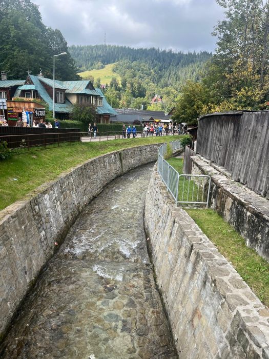 Zakopane 6- Sindh Courier