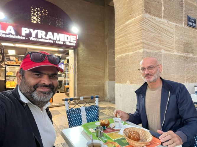Abdullah-France-Travelogue-Sindh Courier