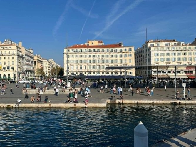 Marseille 18- Sindh Courier
