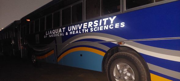 Bus-Hyderabad-Sindh Courier